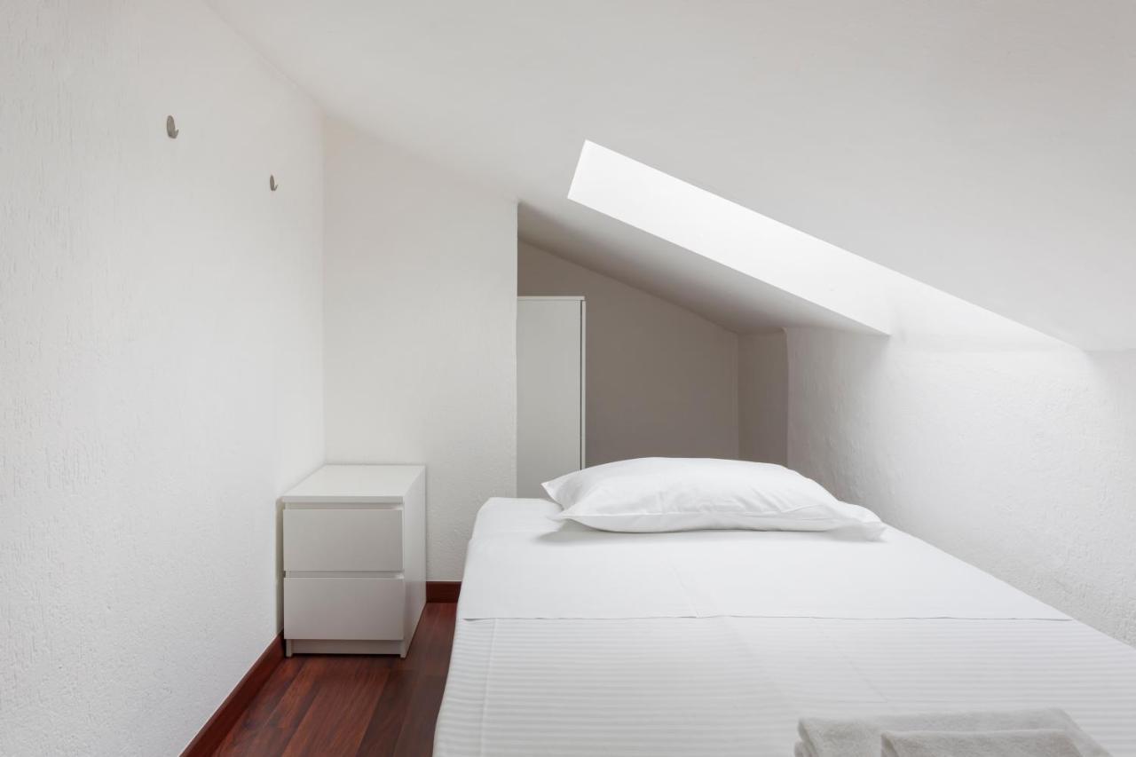 2 Bedroom Apt - Duomo 3 Milan Exterior photo